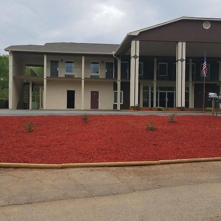 Econo Lodge ฟอร์เรสซิตี้ ภายนอก รูปภาพ